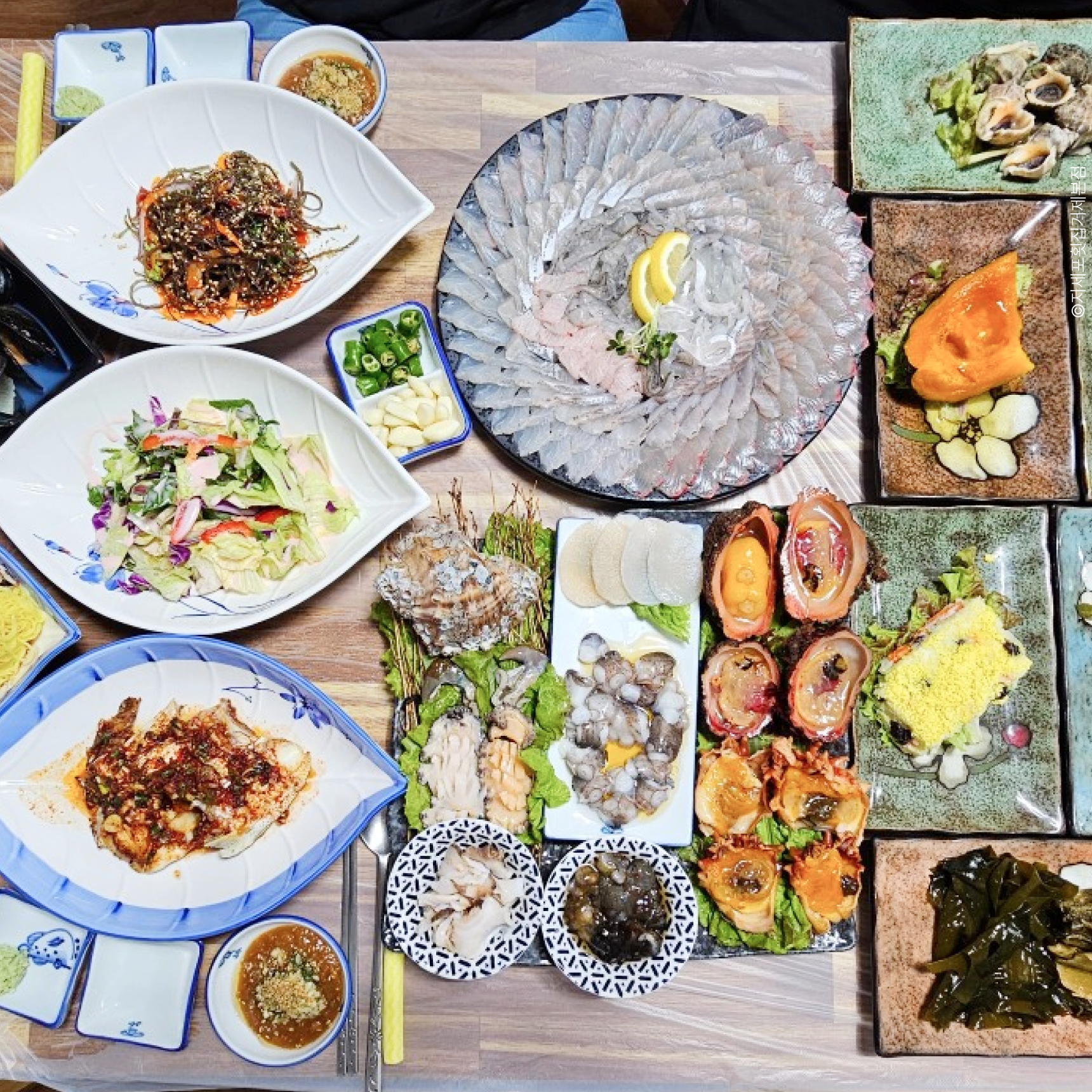 [거제 1박] 해산물맛기행/저도(대통령 별장)/해금강/외도/바람의 언덕&신선대/매미성